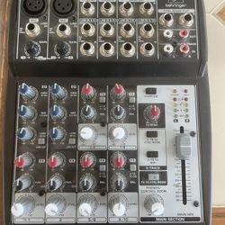 Behringer Xenyx1002 Four Channel Mixer 