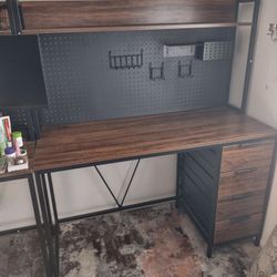 Mid-Size Desk With Hutch And Drawers (47"x55"x20")