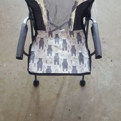 Brand new-Never used- Kids bear hard arm filding chair