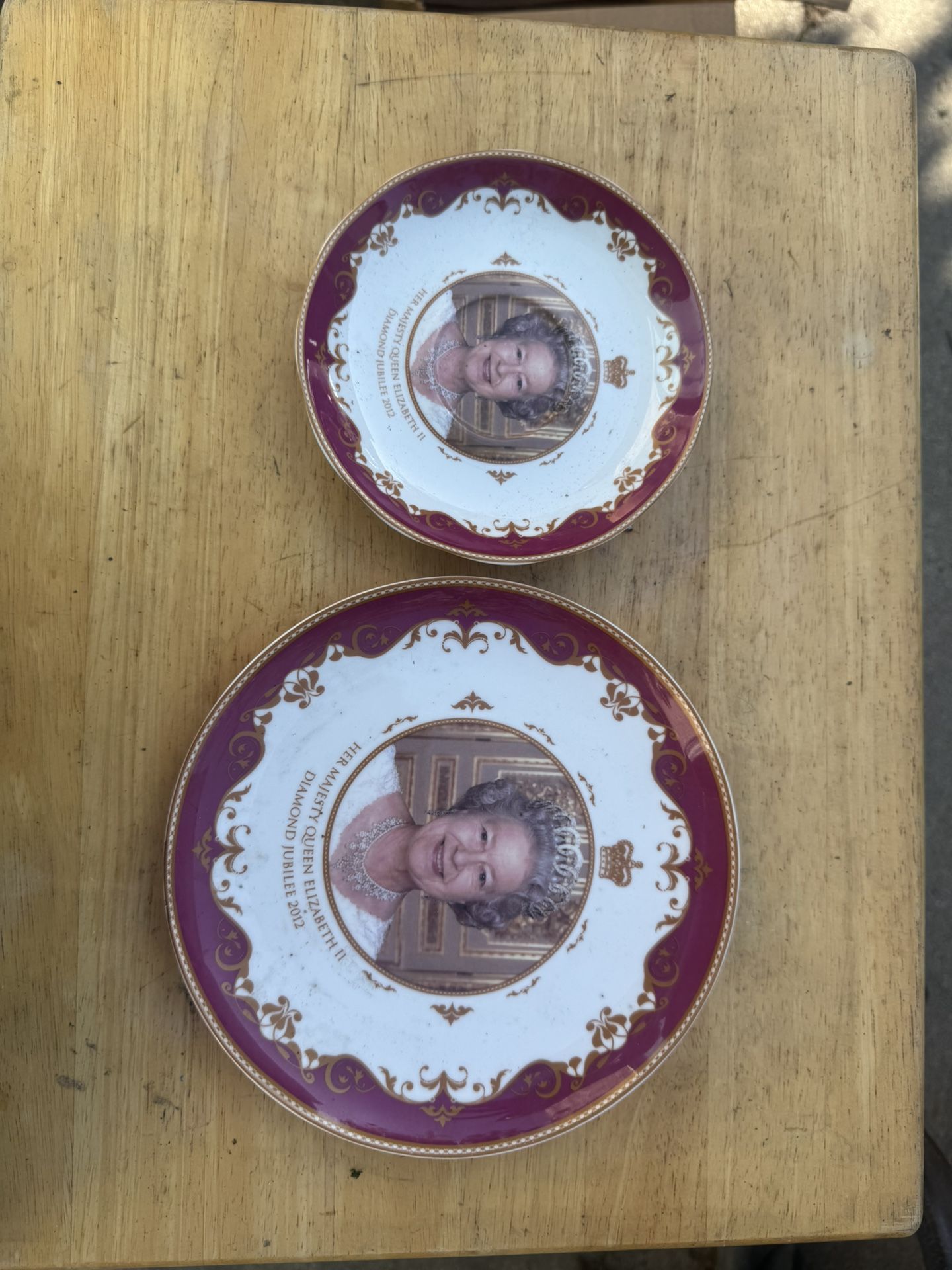 Queen Elizabeth II Diamond Jubilee 2012 bone china