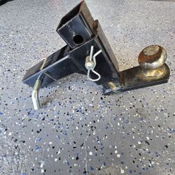 Tow Hitch - Adjustable. 2 Inch 