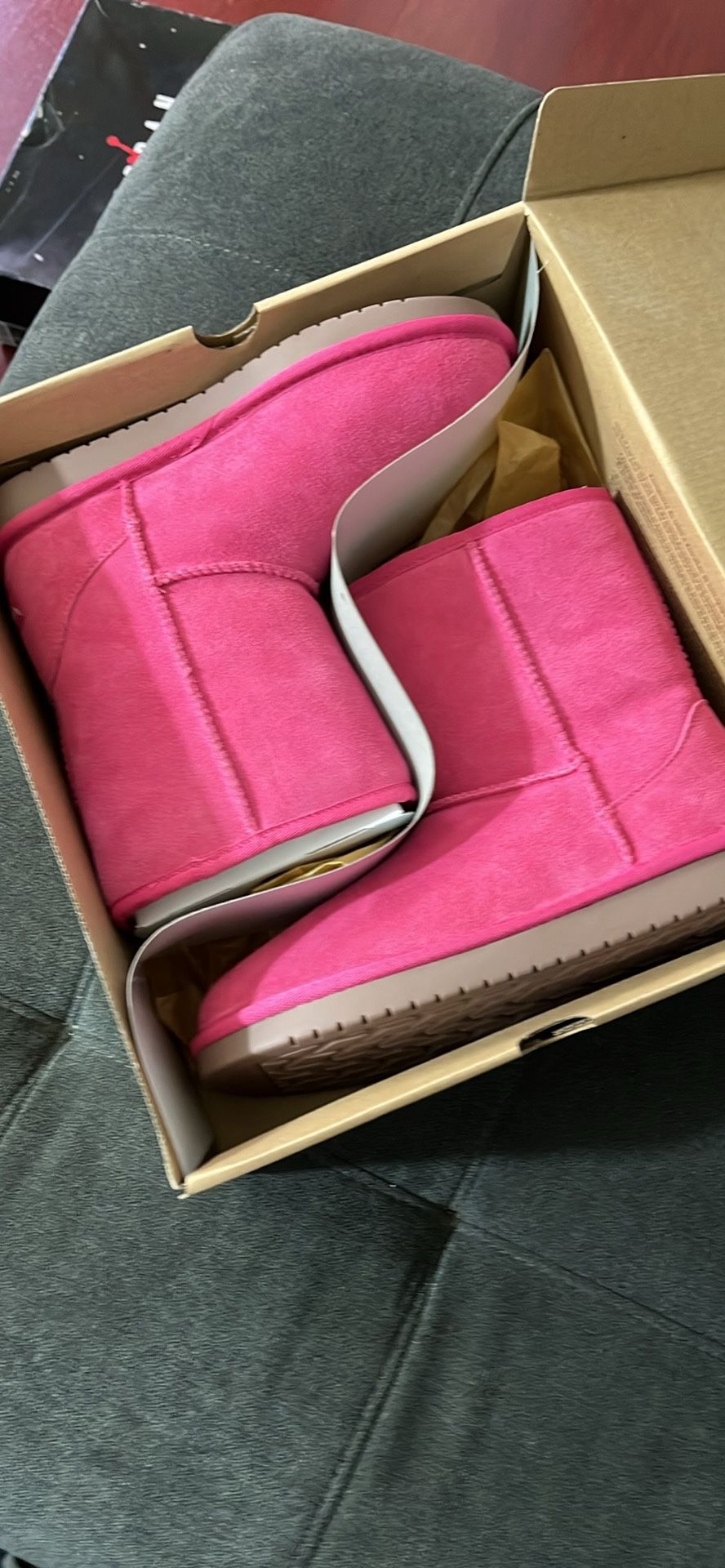Kookaburra Uggs 5y