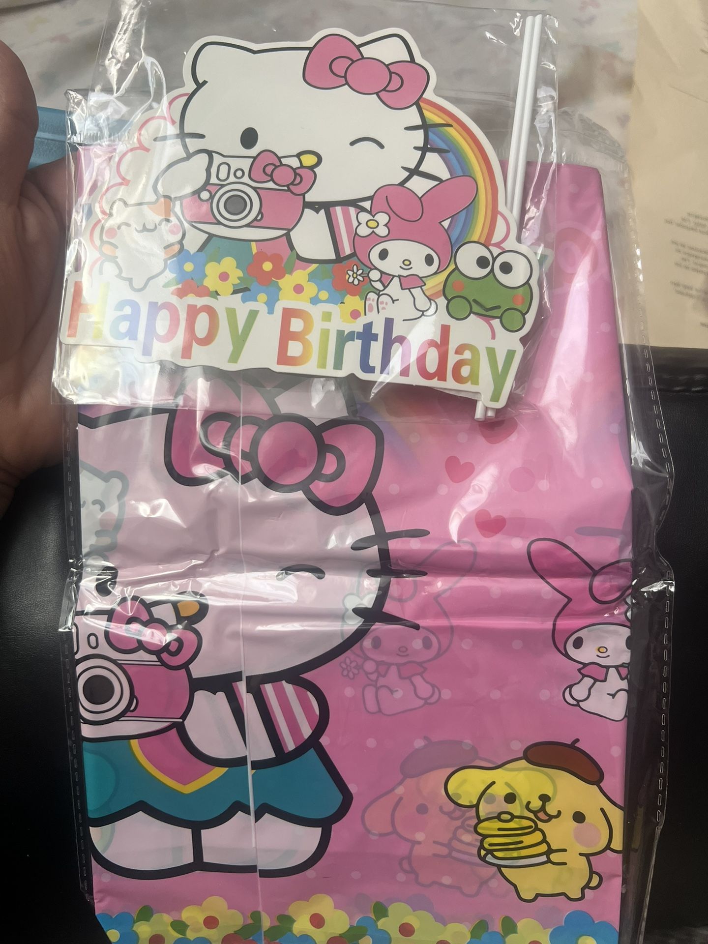 Hello Kitty Cake Topper / Tablecloth 