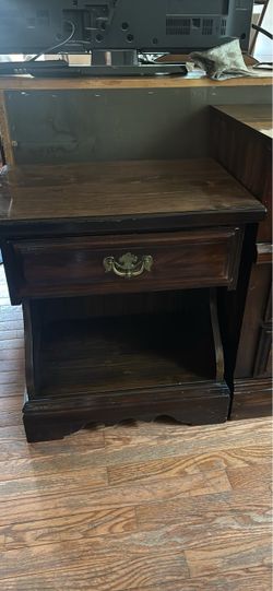 Night stand