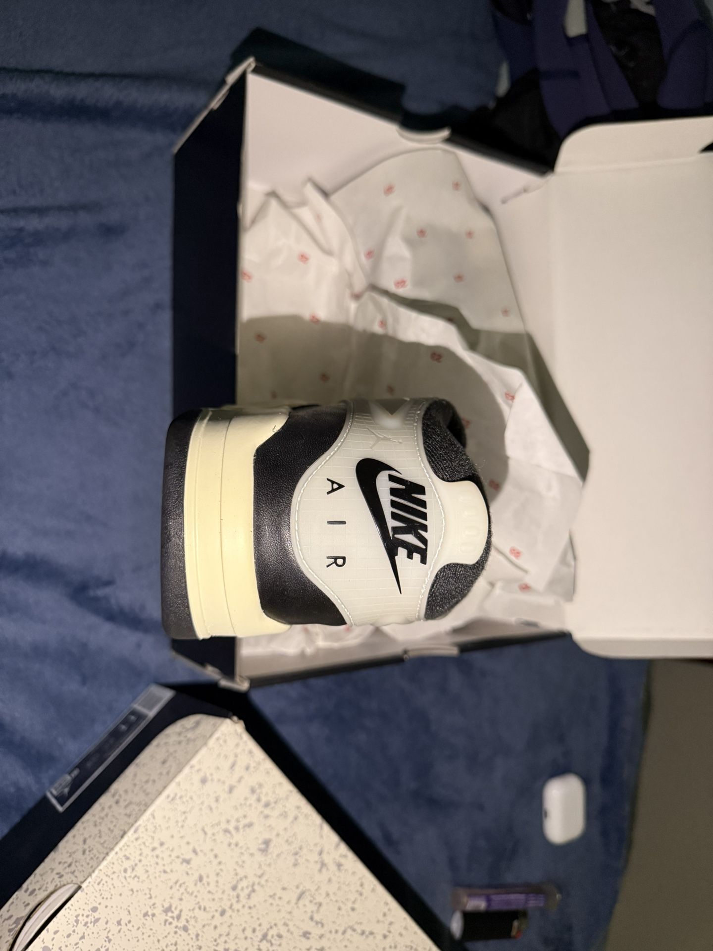 Jordan 4 RM