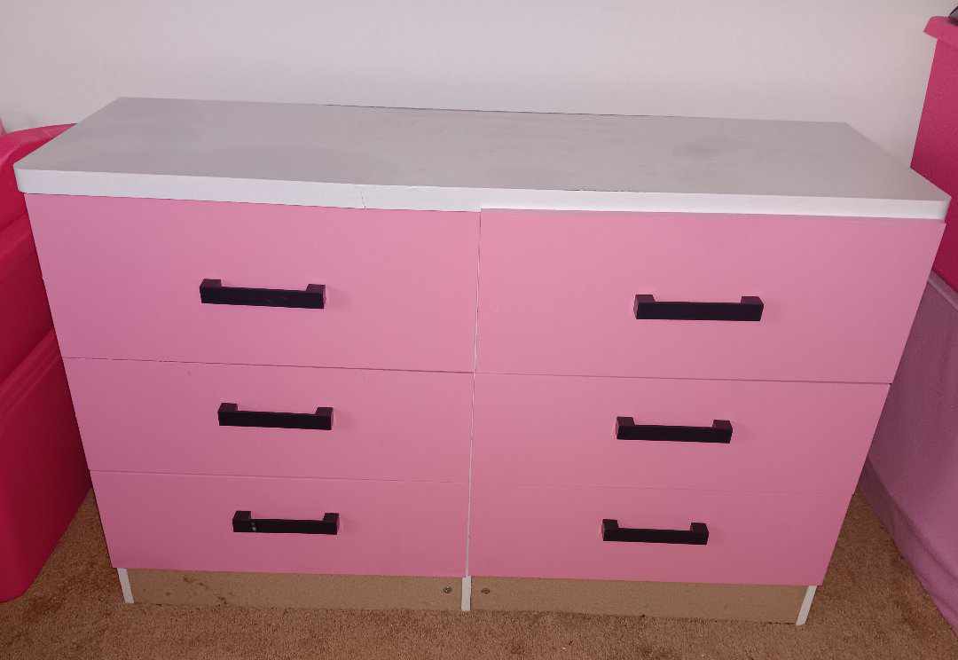Pink And White 6 Drawer Dresser 