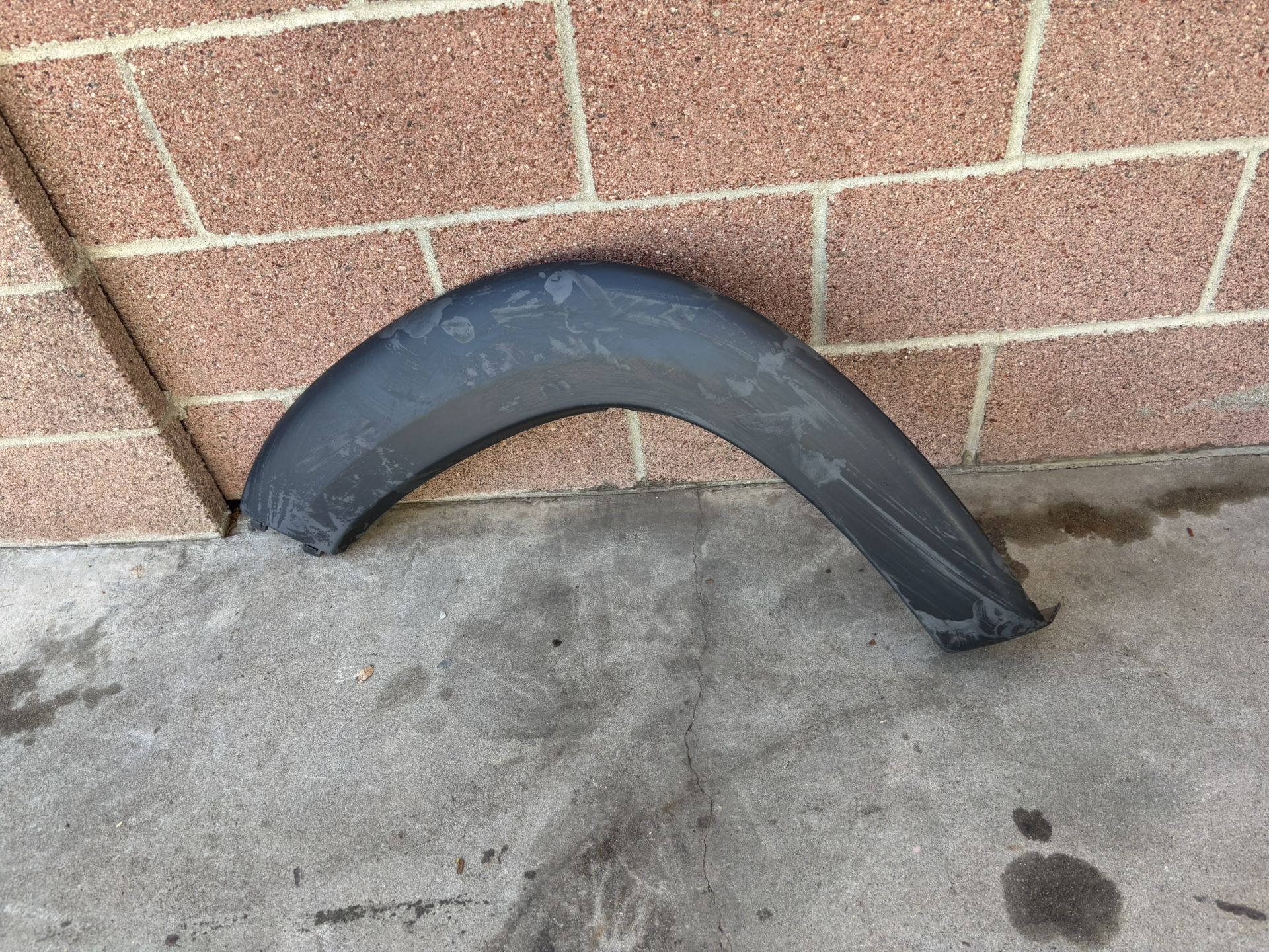 REAR RIGHT WHEEL OPENING FLARE TRIM MOLDING FOR 2017-2022 RAM PROMASTER 1500/2500.