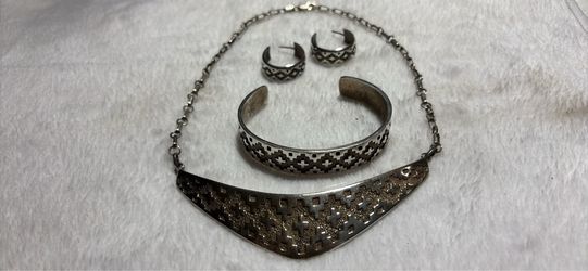 J.R. Silversmith Silver Jewelry Set- Necklace, cuff and earrings