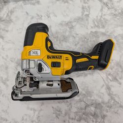 DEWALT 20V MAX XR Barrel Grip Jigsaw