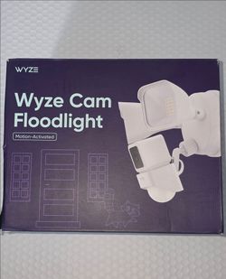 Wyze Cam Floodlight, Wired 1080p HD IP65 Outdoor Smart Security Camera, WYZEC3FL