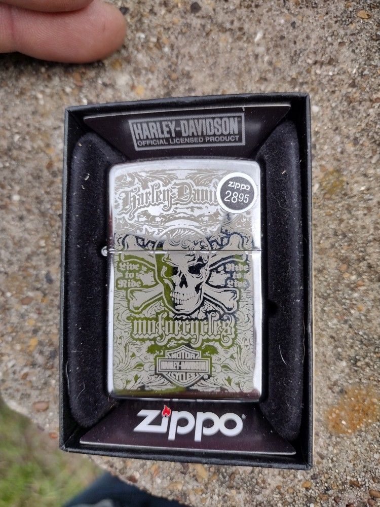 Vintage Zippo 