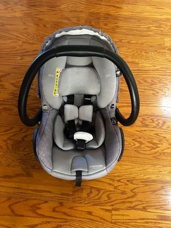 Infant Baby Car Seat - Maxi Cosi Mico Max Plus