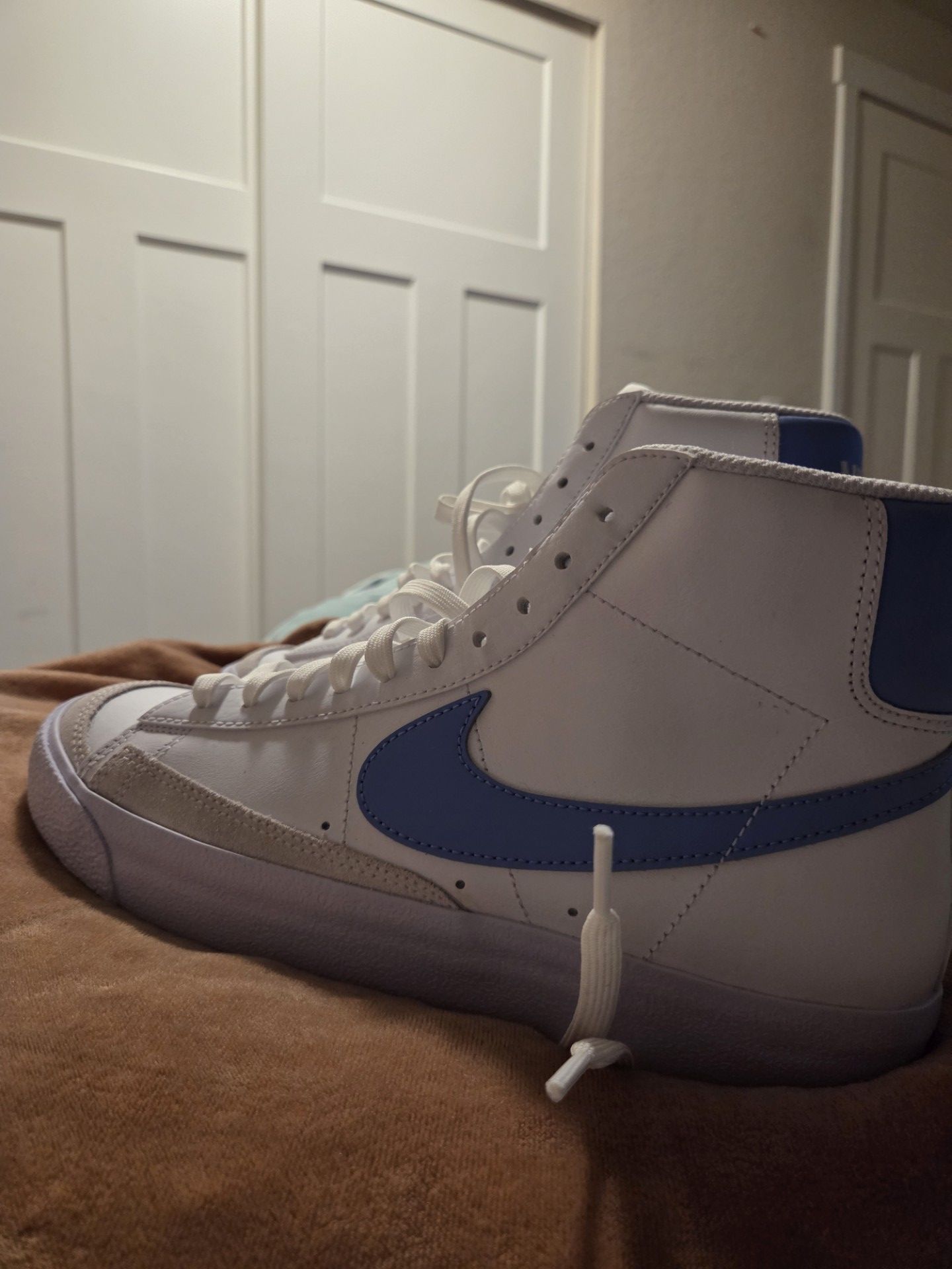 Nike Youth Shoe Blazer Aquarius 6.5 youth