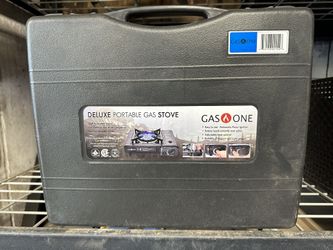 GAS ONE BUTANE CAMP STOVE. 8,000 BTU