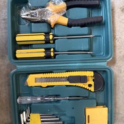 Hand Tool Kit in Case – 10 Pieces (New