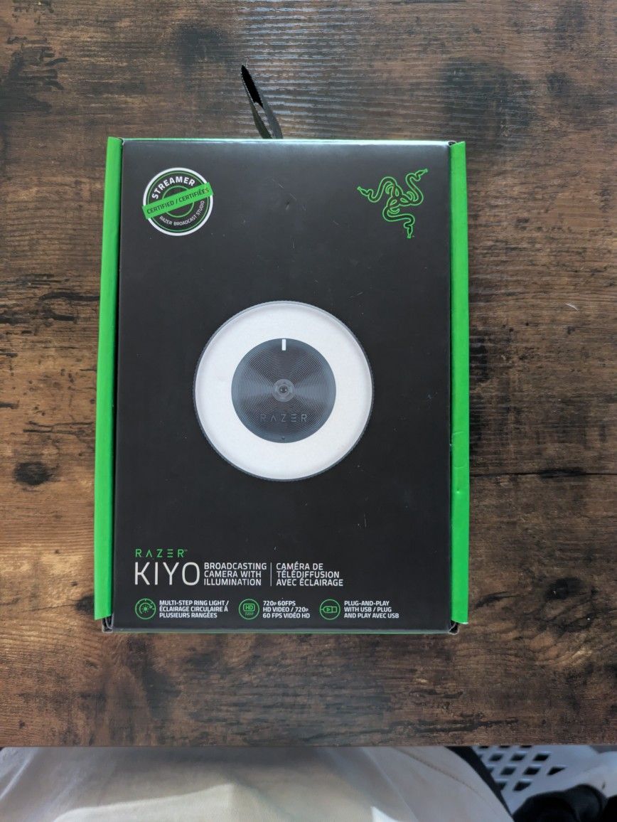 Razer Kiyo Streaming Camera With Light