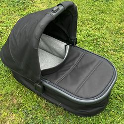Uppa Baby Bassinet