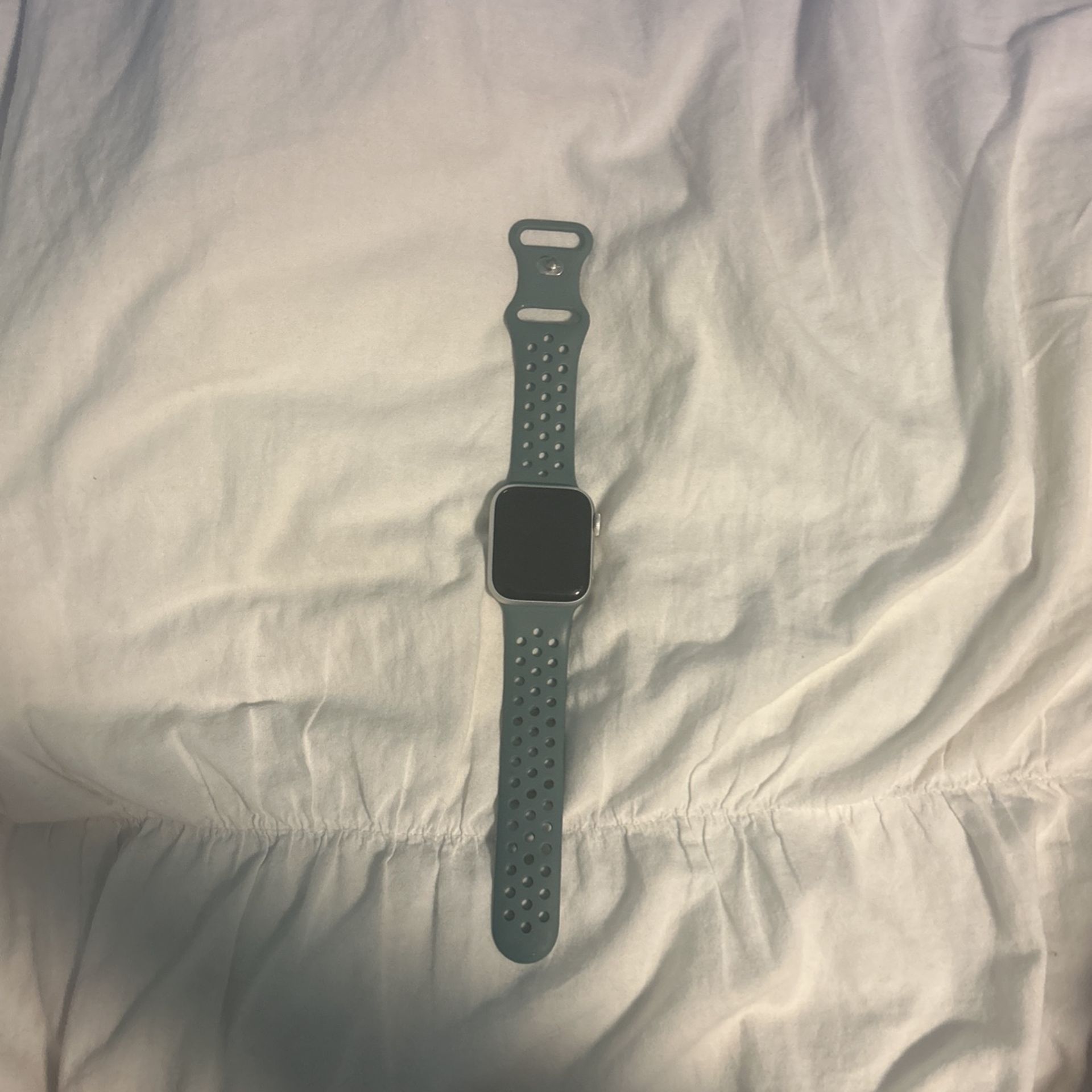 Apple Watch SE (40mm)