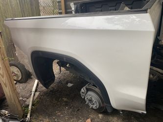 2019-2023 GMC Sierra Short Bed