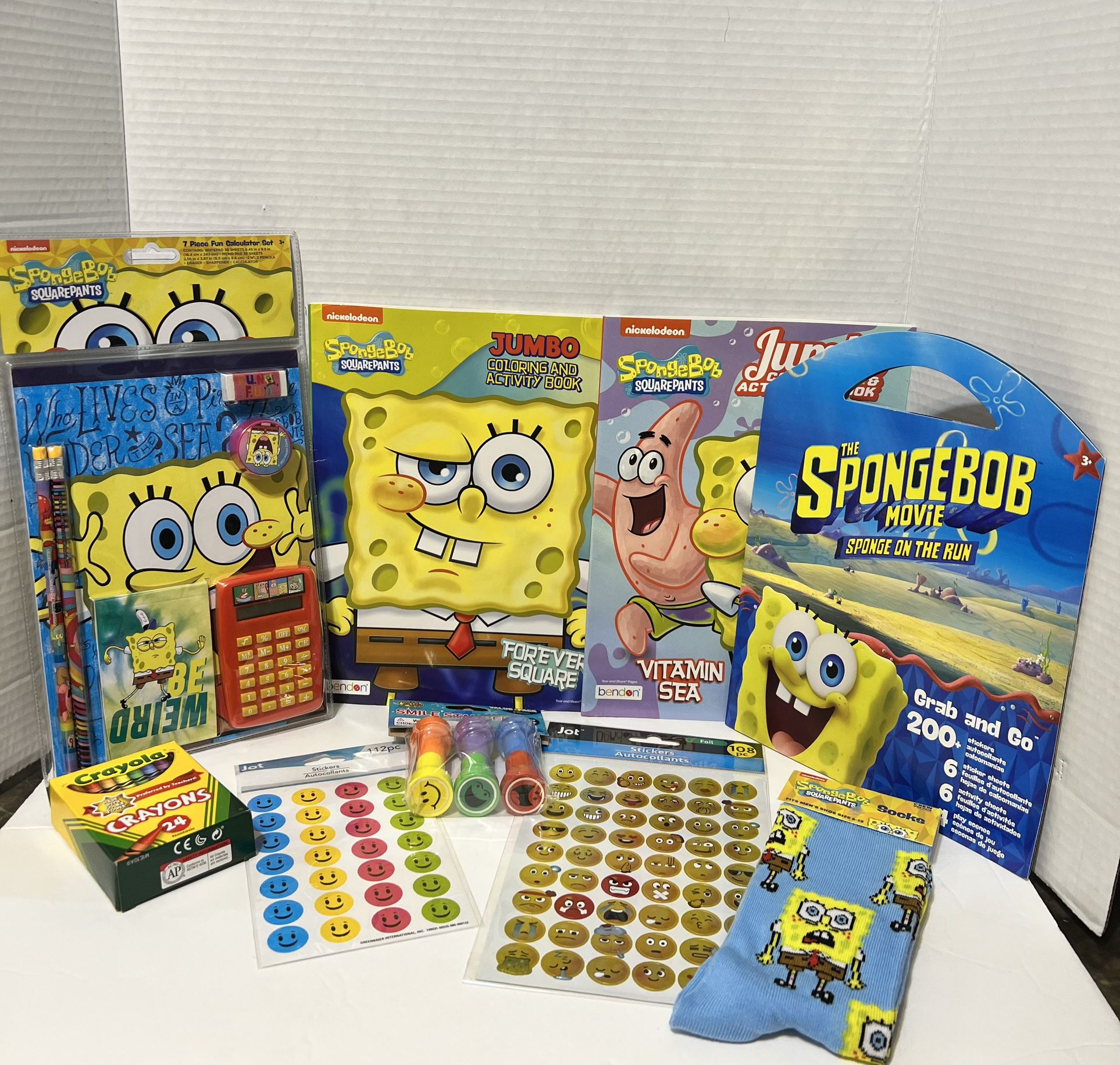 Kids SpongeBob Coloring Activity Book Set Super Activity Gift Giving Set