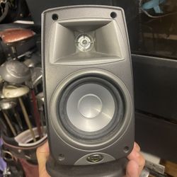 Klipsch Quin 3 BK.   Single speaker Klipsc Quin 3 BX Used conditions 