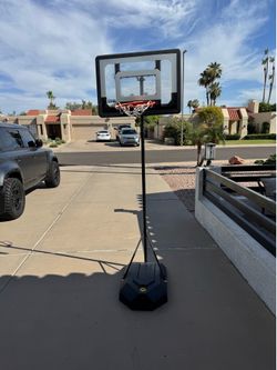 SKLZ Adjustable Basketball Hoop – Excellent Condition – Barely Used