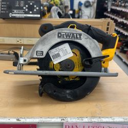 Dewalt Saw