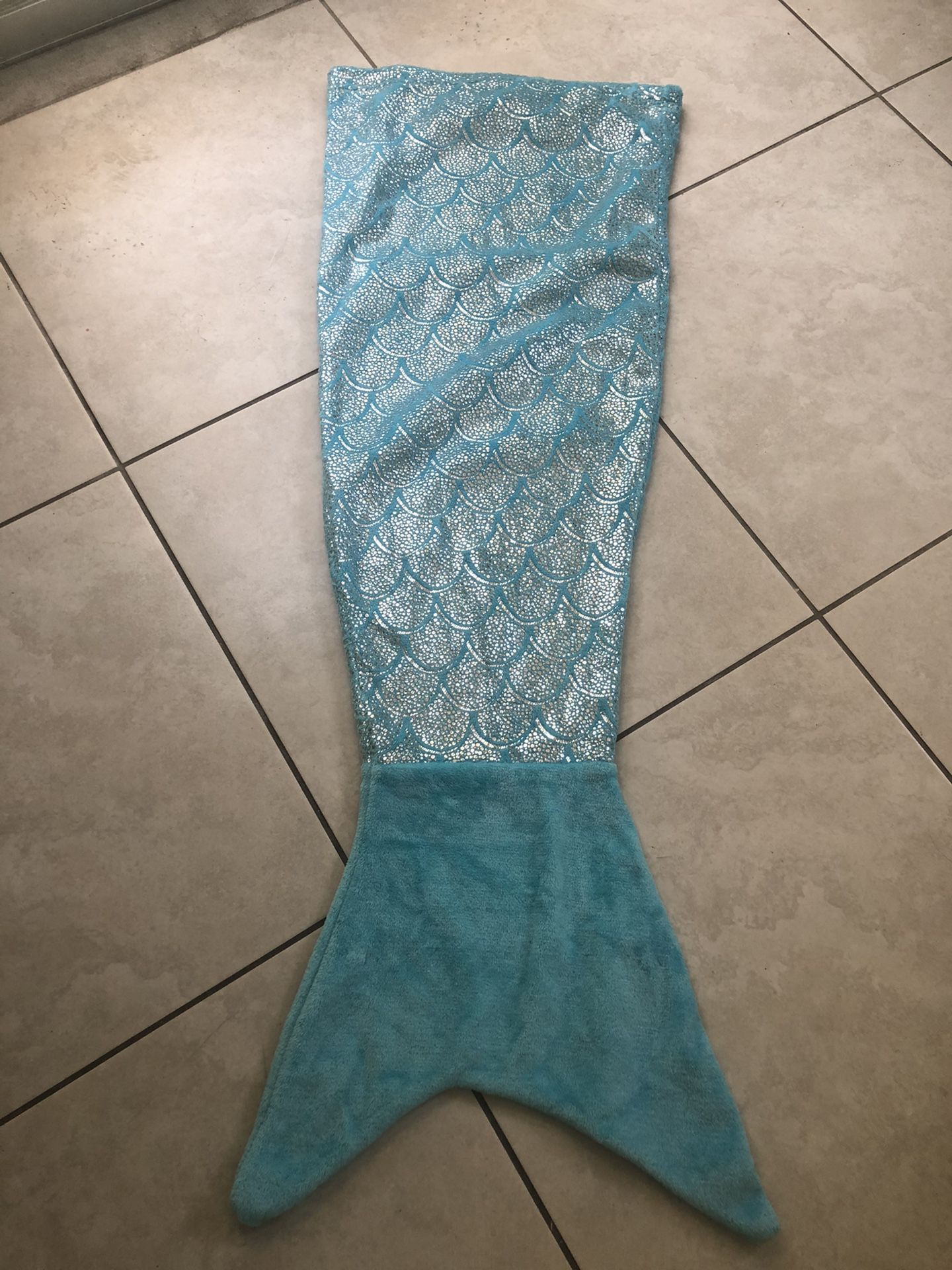 Mermaid tail custome