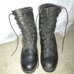 Military Boots 11R