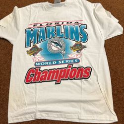vintage 1997 Florida Marlins World Series Champions T-shirt.  