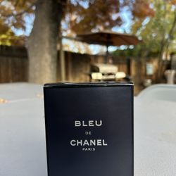 Bleu de Chanel Paris