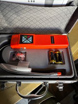 Electronic Refrigerant Leak Detector
