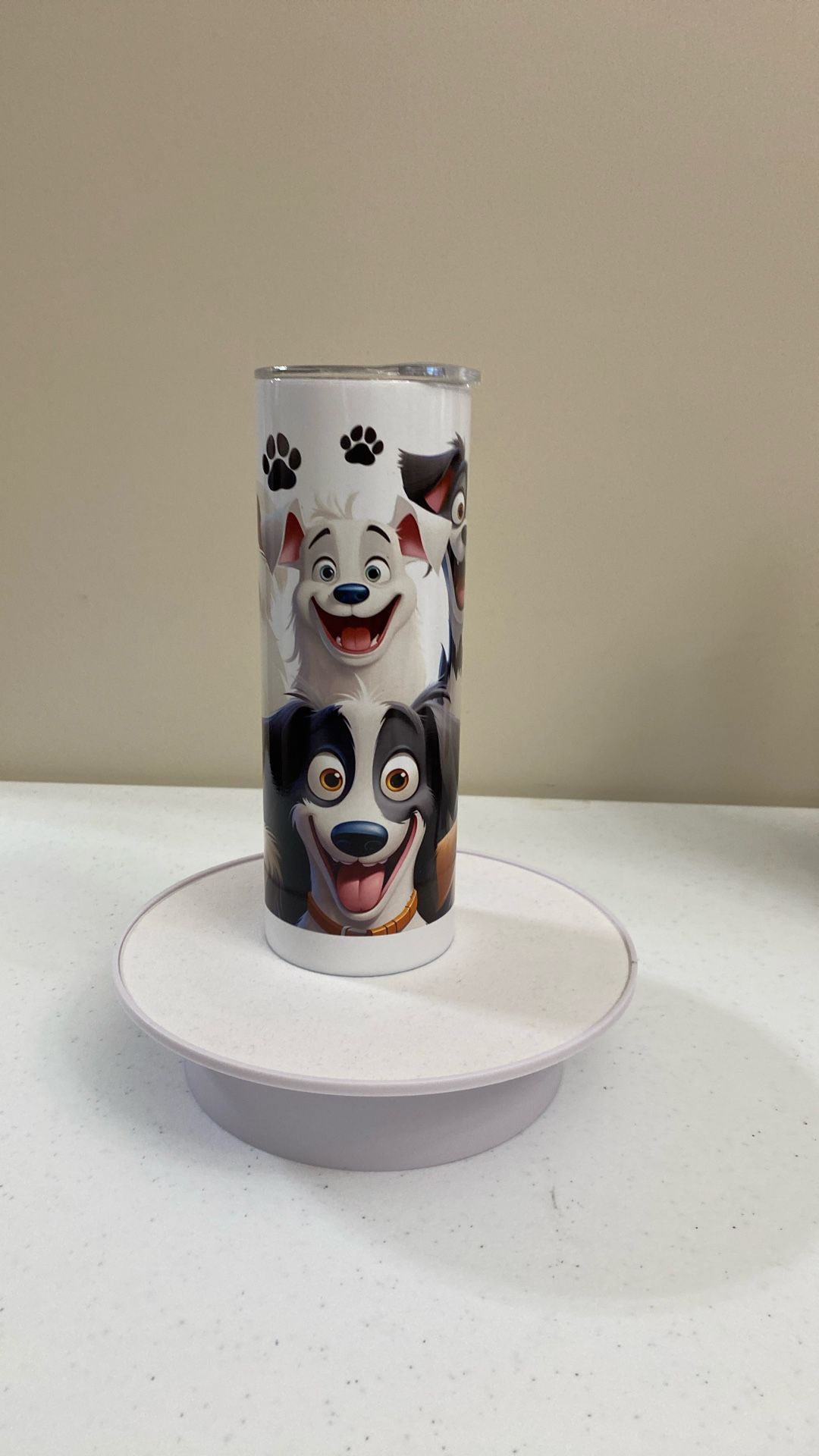 6 Dogs, 20 Ounce Tumblr, New, (item T-221)