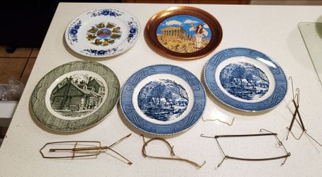 5 vintage plates