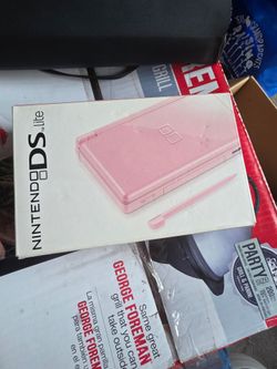 Pink nintendo ds