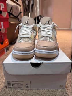 Women’s air Jordan 4 retro - 6.5