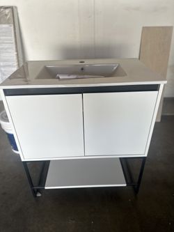 New Bathroom Vanity 