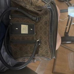 Lis Claiborne Small Purse 