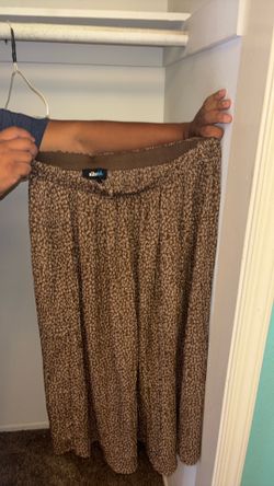 Cute trendy long skirt