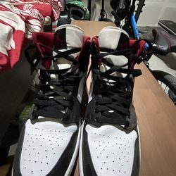 Jordan 1s high retro