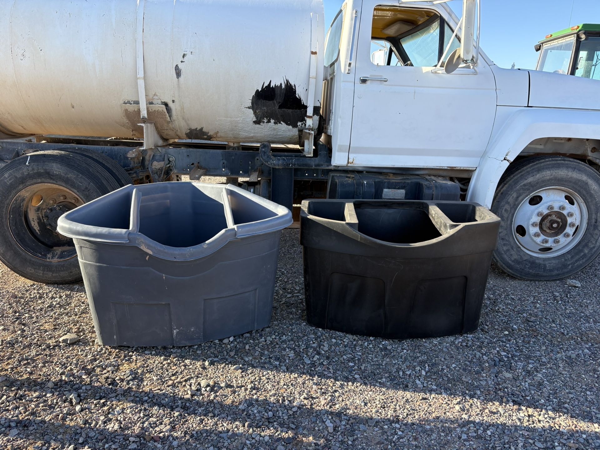 Horse Hay And Grain Feeders