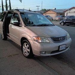 2000 Mazda MPV