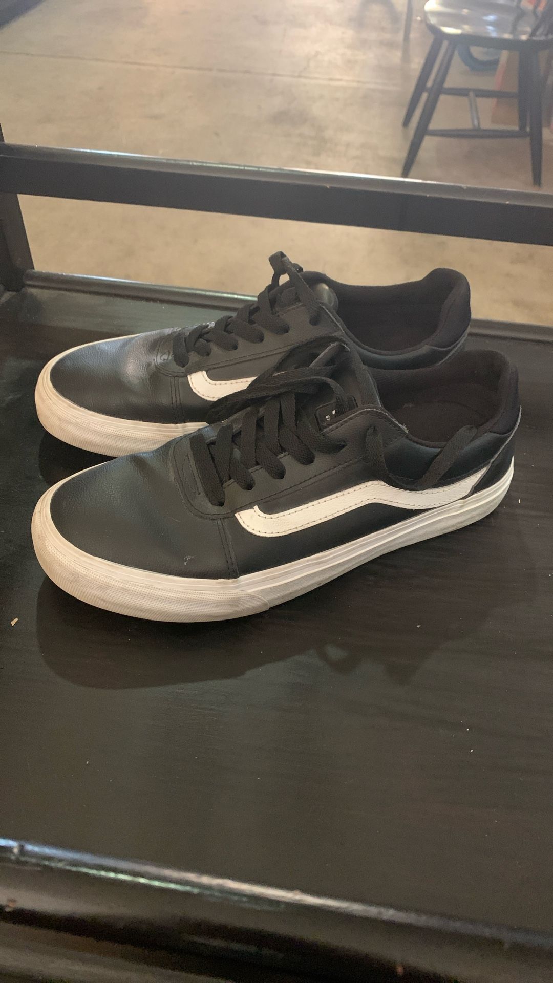 Women’s Vans Size:  8 1/2