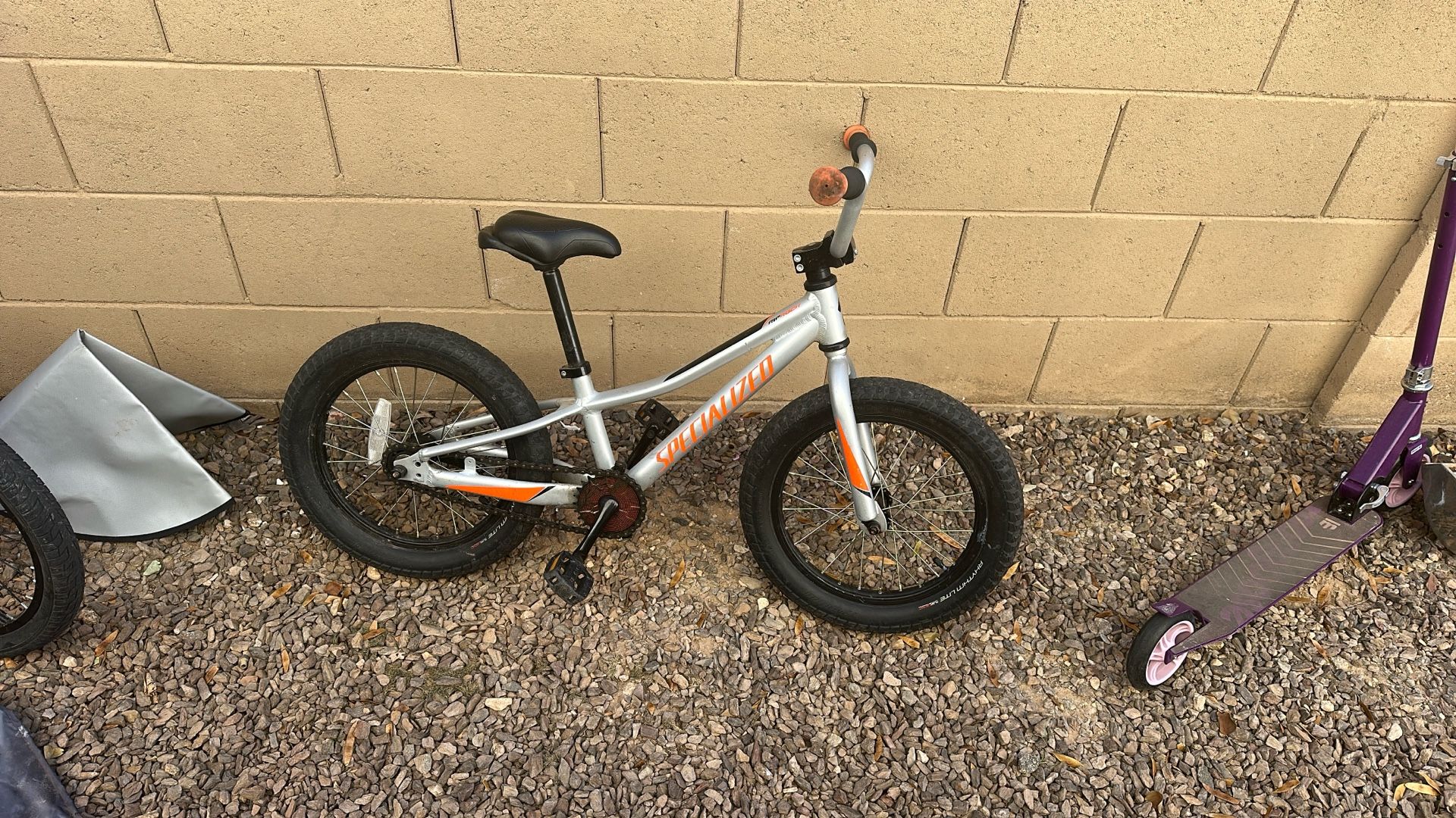 Specializes 16” Bike