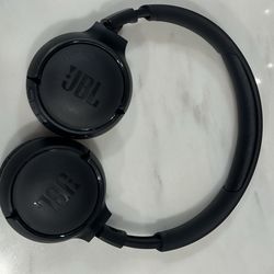 JBL HEADPHONES