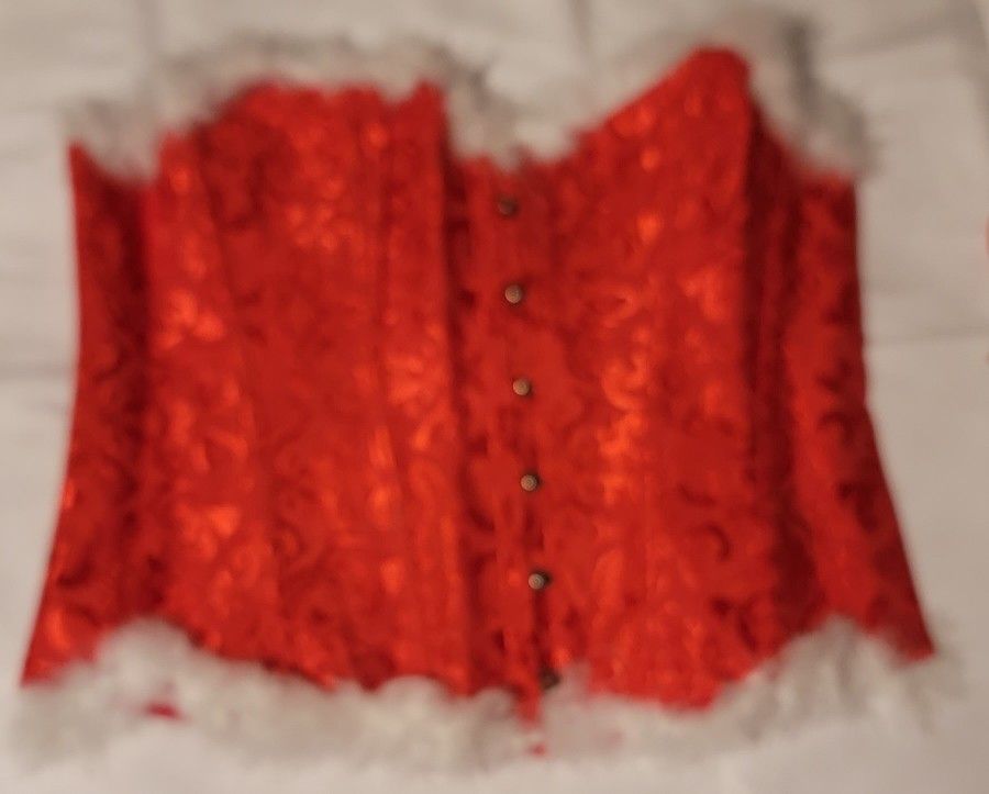 $5- Size Medium And 4XL