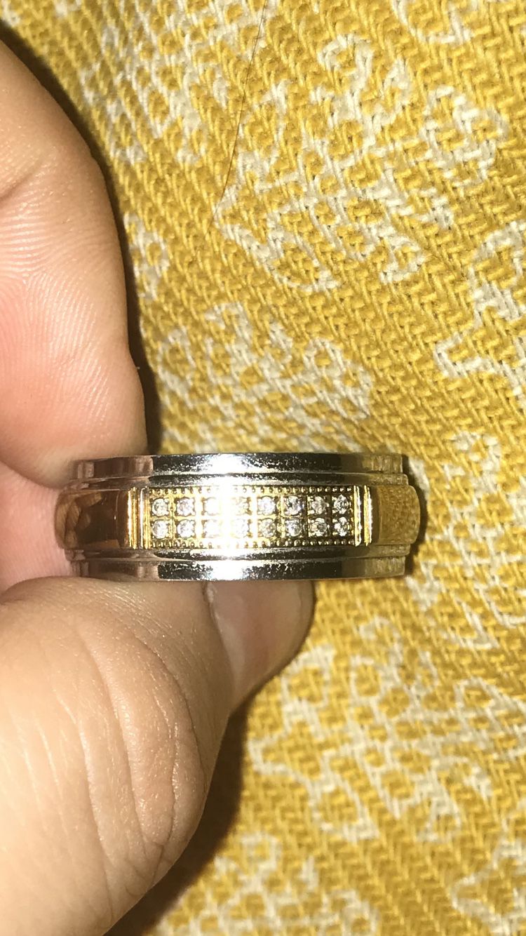 LOUIS VUITTON Paris Signature V Silver / Gold Stainless Steel Ring Sz 6 for  Sale in Oceanside, NY - OfferUp