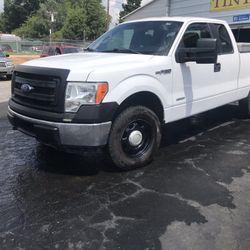 2014 Ford F-150  V-6 4x4