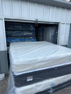 King size mattress and box spring