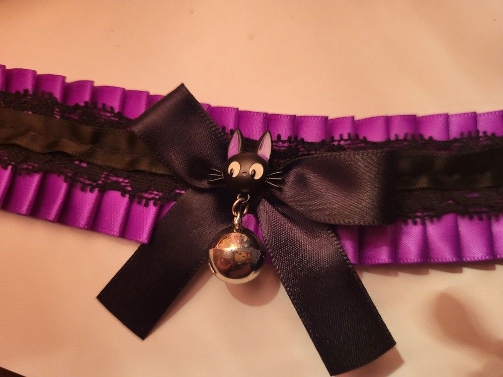 Hot Topic X Kikis Delivery Service Ruffle Choker